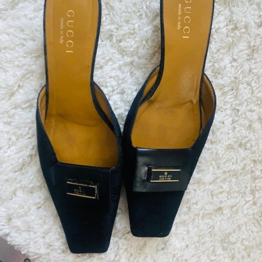 Authentic gucci back out